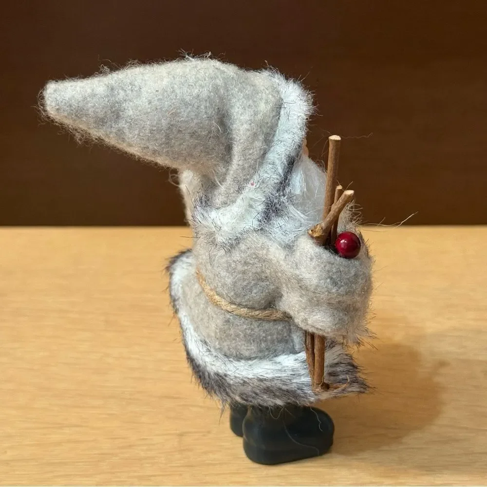 Vintage Old World Country Santa Figurine